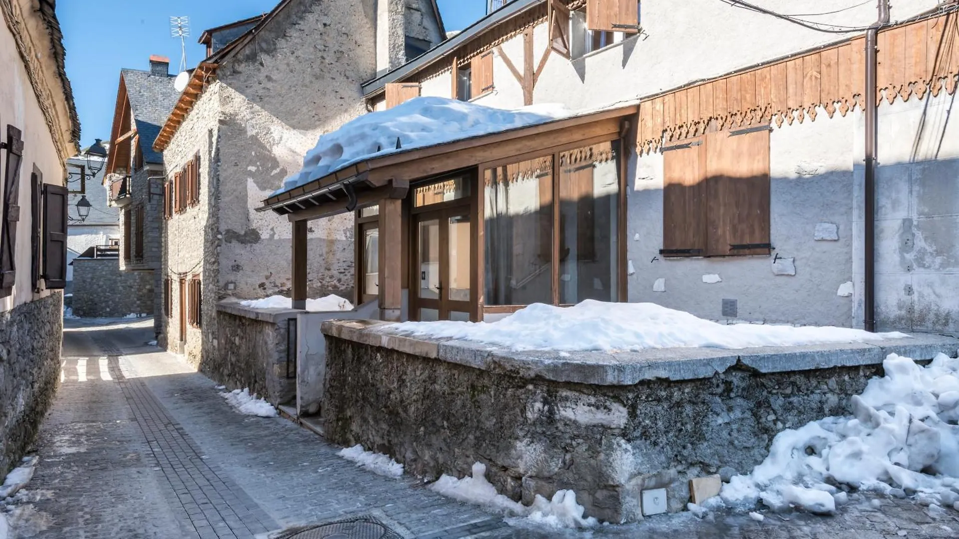 Apartamentos SNÖ Mont Romies Salardú