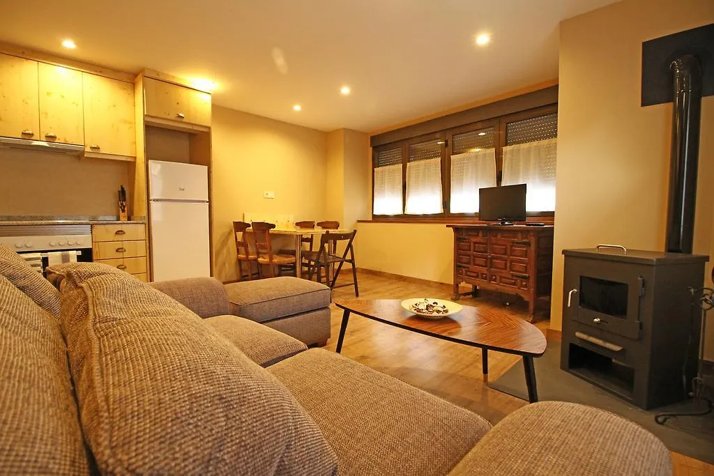 Apartamentos SNÖ Mont Romies Salardú 0*,  España